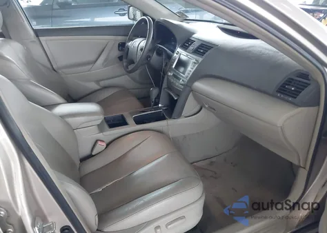 2007 Toyota Camry Hybrid z USA, uszkodzony, nr VIN 4T1BB46K07U010738